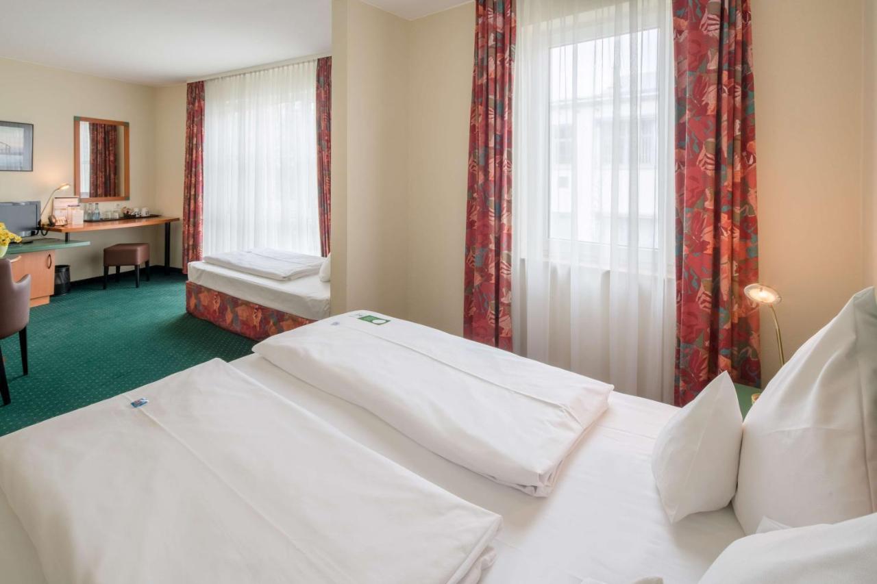 Trip Inn Hotel Dasing-Augsburg Eksteriør billede